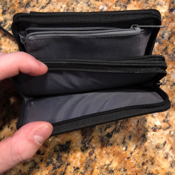 Thirty One All Purpose Wallet - Picture 3 of 4